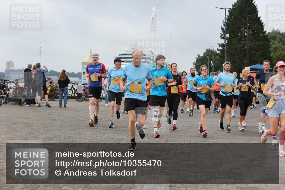 13.09.2026 - Kiel Lauf Andreas Tolksdorf http://msf.ph/oto/10355470 13.09.2026 09:58:28 Kiellinie 5698, 39, 3 meine-sportfotos.de