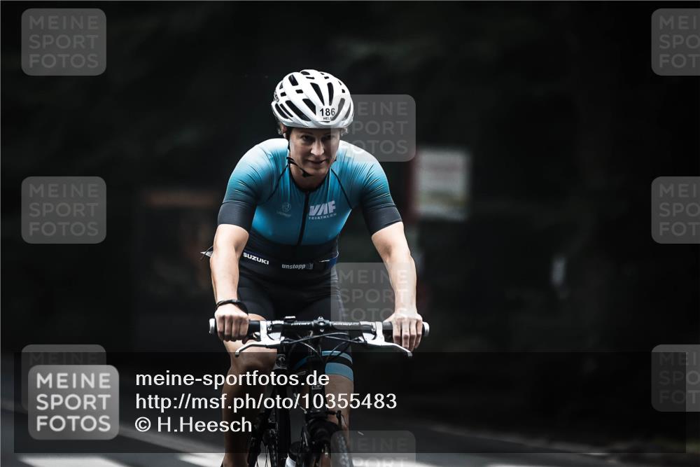 13.09.2026 - Stadtparktriathlon H.Heesch http://msf.ph/oto/10355483 13.09.2026 09:37:54 Radfahren 167, 186 meine-sportfotos.de