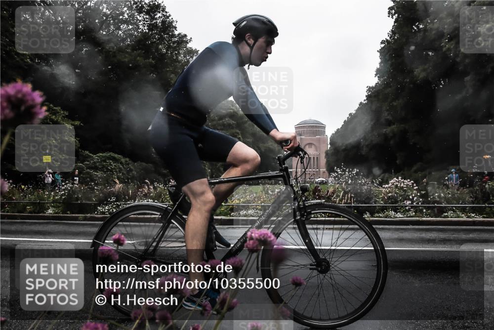13.09.2026 - Stadtparktriathlon H.Heesch http://msf.ph/oto/10355500 13.09.2026 12:02:28 Radfahren 756, 849, 933, 959, 987, 1016 meine-sportfotos.de
