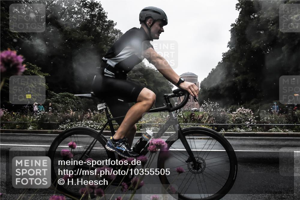 13.09.2026 - Stadtparktriathlon H.Heesch http://msf.ph/oto/10355505 13.09.2026 12:02:29 Radfahren 729, 849, 933, 959, 987, 1016 meine-sportfotos.de