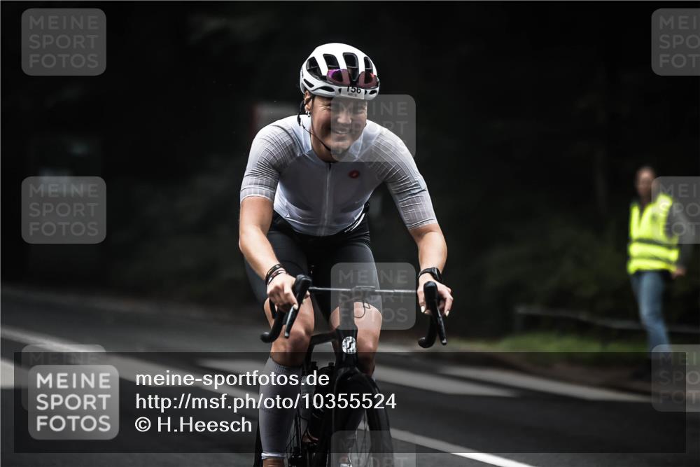 13.09.2026 - Stadtparktriathlon H.Heesch http://msf.ph/oto/10355524 13.09.2026 09:38:15 Radfahren 146, 156, 179, 193 meine-sportfotos.de