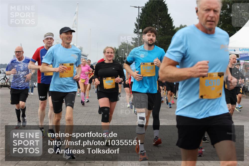 13.09.2026 - Kiel Lauf Andreas Tolksdorf http://msf.ph/oto/10355561 13.09.2026 09:58:30 Kiellinie 1, 39, 98, 38, 11857, 8310 meine-sportfotos.de