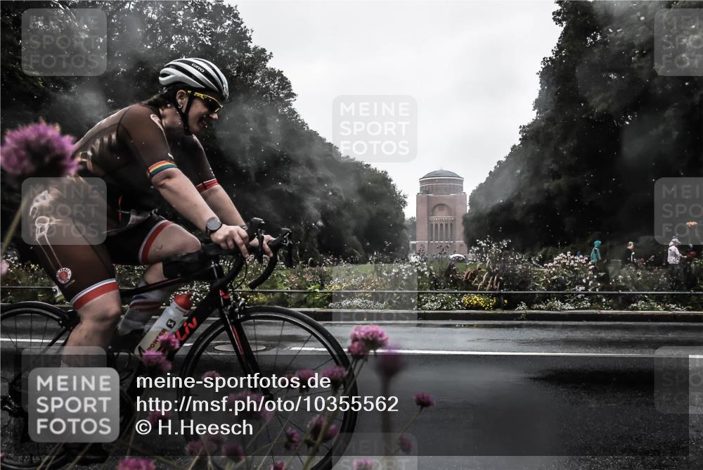 13.09.2026 - Stadtparktriathlon H.Heesch http://msf.ph/oto/10355562 13.09.2026 12:02:48 Radfahren 755, 859, 1020, 1044 meine-sportfotos.de