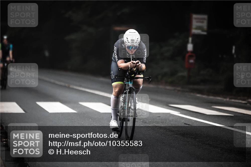 13.09.2026 - Stadtparktriathlon H.Heesch http://msf.ph/oto/10355583 13.09.2026 09:38:22 Radfahren 146, 171, 179, 205 meine-sportfotos.de