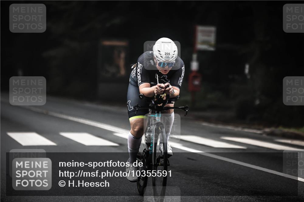 13.09.2026 - Stadtparktriathlon H.Heesch http://msf.ph/oto/10355591 13.09.2026 09:38:23 Radfahren 146, 171, 179, 205 meine-sportfotos.de