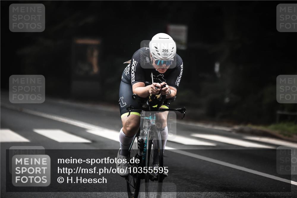 13.09.2026 - Stadtparktriathlon H.Heesch http://msf.ph/oto/10355595 13.09.2026 09:38:23 Radfahren 146, 171, 179, 205 meine-sportfotos.de