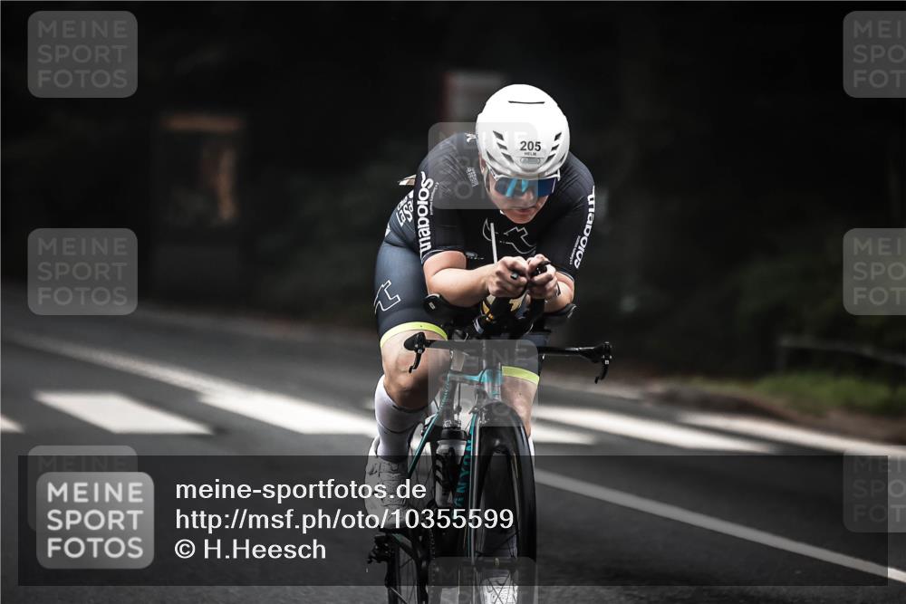 13.09.2026 - Stadtparktriathlon H.Heesch http://msf.ph/oto/10355599 13.09.2026 09:38:23 Radfahren 146, 171, 179, 205 meine-sportfotos.de