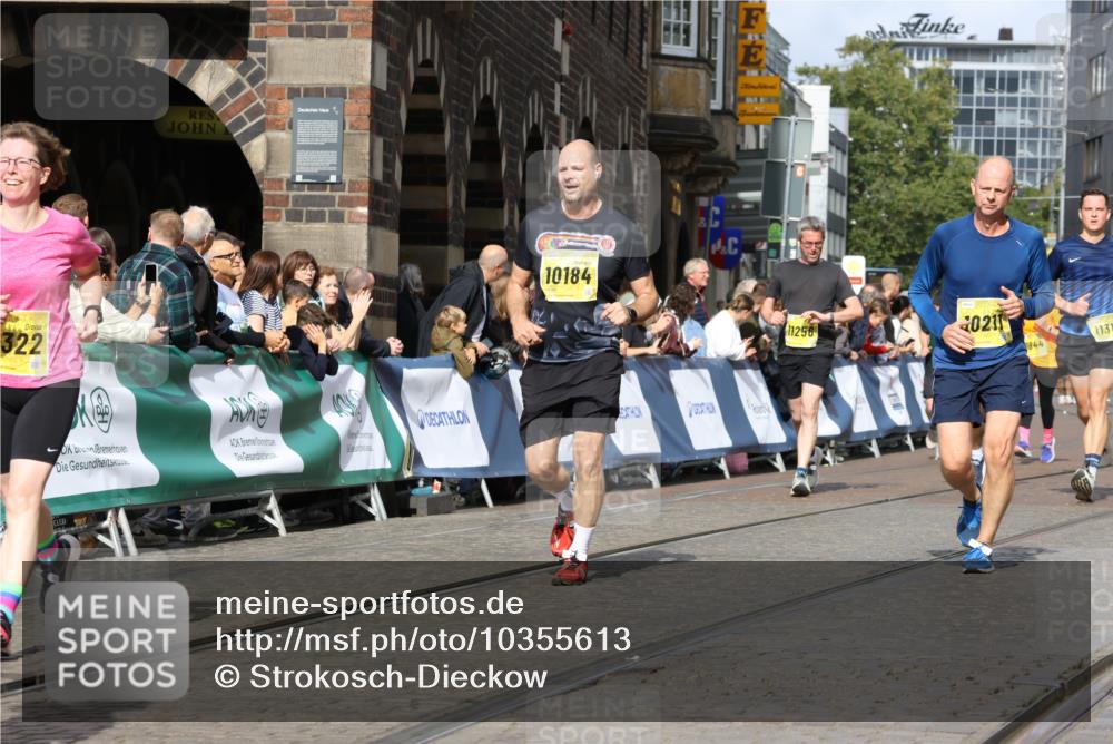 13.09.2026 - 21. swb-Marathon Bremen Strokosch-Dieckow http://msf.ph/oto/10355613 13.09.2026 10:56:29 Ziel 10246, 10298, 10365, 10443, 10670, 10699, 10949, 10957, 10960, 11219, 11280, 11570, 11693, 11782, 11790, 12061, 12452, 12476, 13565, 10240, 10356, 10372, 10486, 10540, 10721, 10771, 10824, 10888, 10936, 11064, 11069, 11349, 11407, 11474, 11601, 11911, 11996, 12543 meine-sportfotos.de