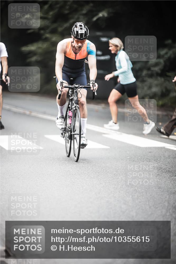 13.09.2026 - Stadtparktriathlon H.Heesch http://msf.ph/oto/10355615 13.09.2026 11:11:46 Radfahren 470, 493, 498, 547, 618 meine-sportfotos.de