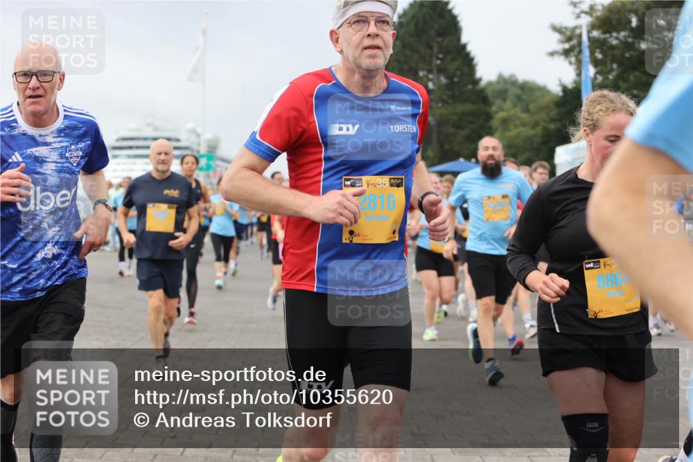 13.09.2026 - Kiel Lauf Andreas Tolksdorf http://msf.ph/oto/10355620 13.09.2026 09:58:32 Kiellinie 2810, 686 meine-sportfotos.de