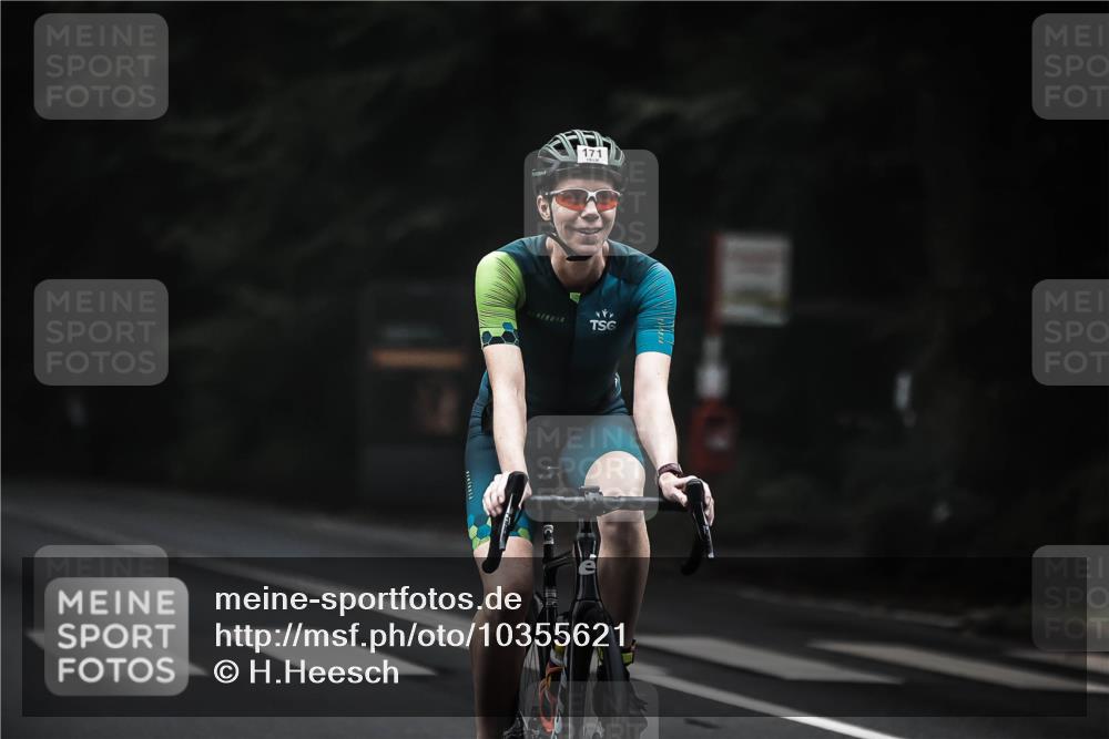 13.09.2026 - Stadtparktriathlon H.Heesch http://msf.ph/oto/10355621 13.09.2026 09:38:27 Radfahren 171, 205 meine-sportfotos.de