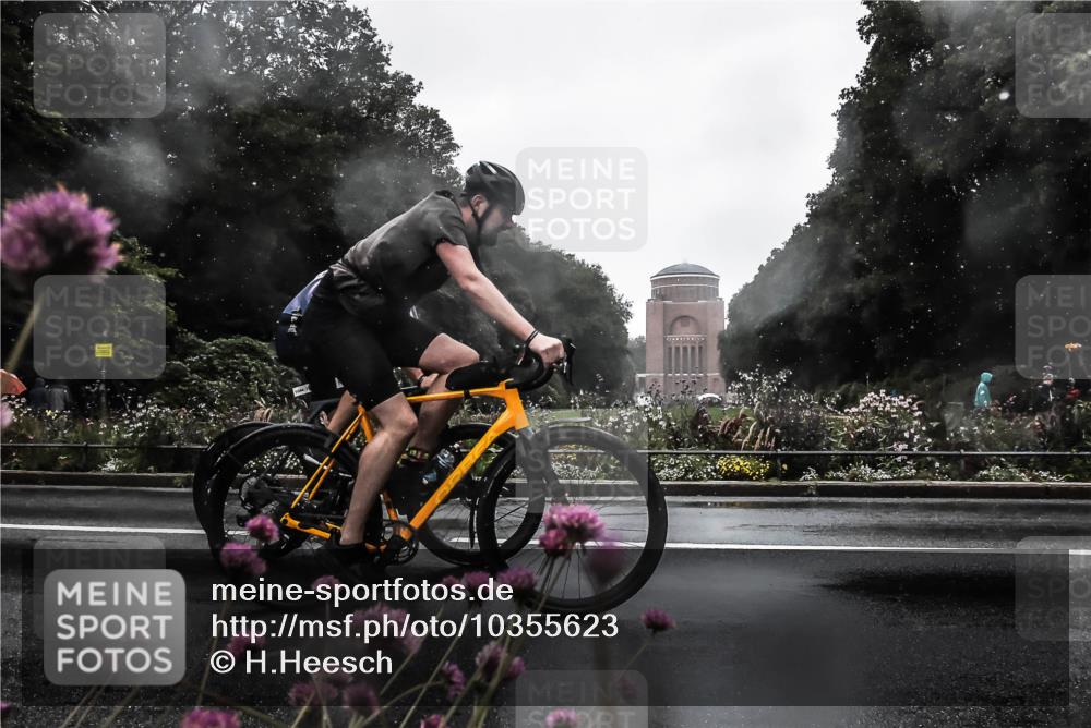 13.09.2026 - Stadtparktriathlon H.Heesch http://msf.ph/oto/10355623 13.09.2026 12:02:49 Radfahren 755, 859, 925, 1020, 1044 meine-sportfotos.de