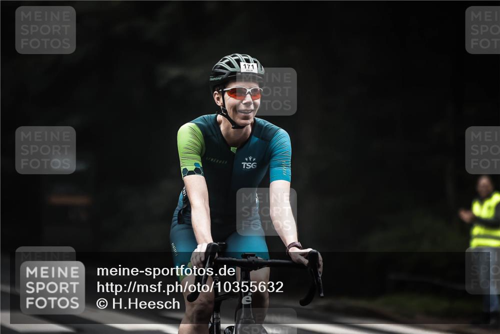13.09.2026 - Stadtparktriathlon H.Heesch http://msf.ph/oto/10355632 13.09.2026 09:38:27 Radfahren 171, 205 meine-sportfotos.de