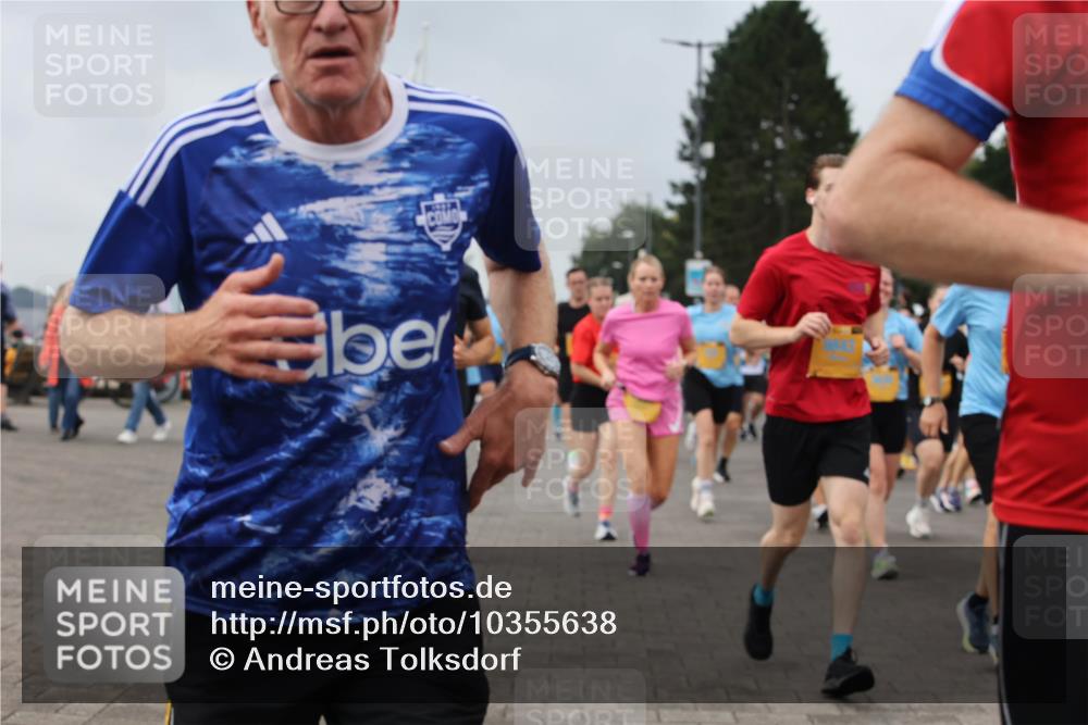 13.09.2026 - Kiel Lauf Andreas Tolksdorf http://msf.ph/oto/10355638 13.09.2026 09:58:32 Kiellinie  meine-sportfotos.de