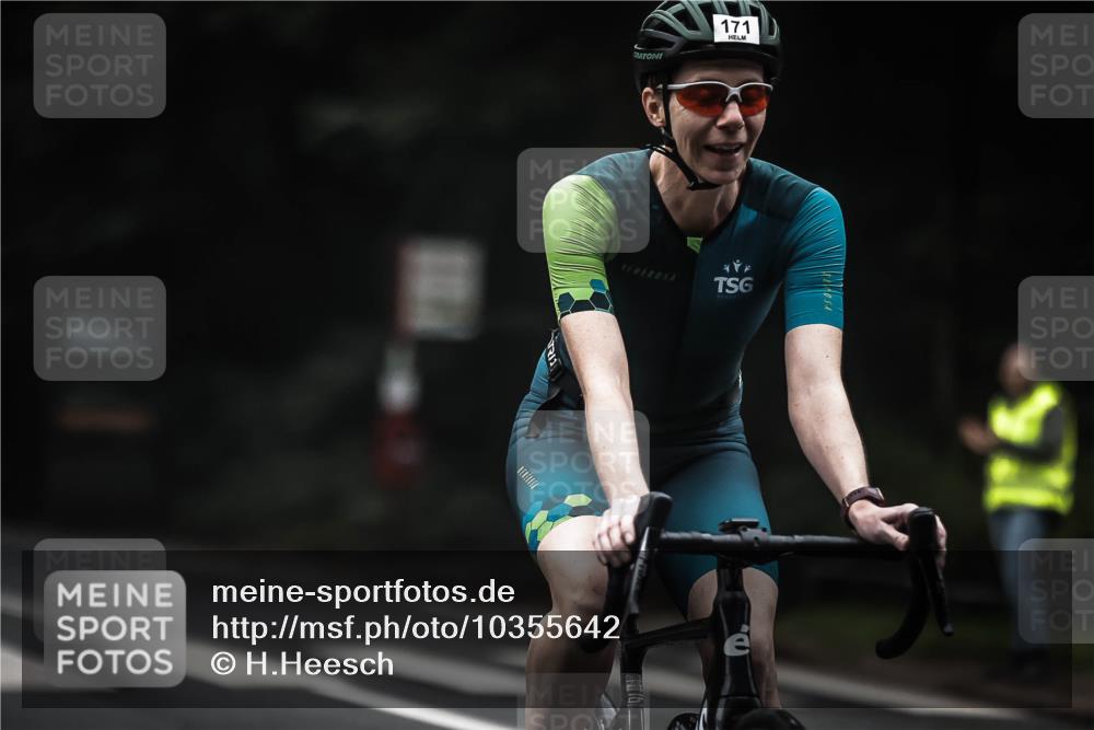 13.09.2026 - Stadtparktriathlon H.Heesch http://msf.ph/oto/10355642 13.09.2026 09:38:27 Radfahren 171, 205 meine-sportfotos.de