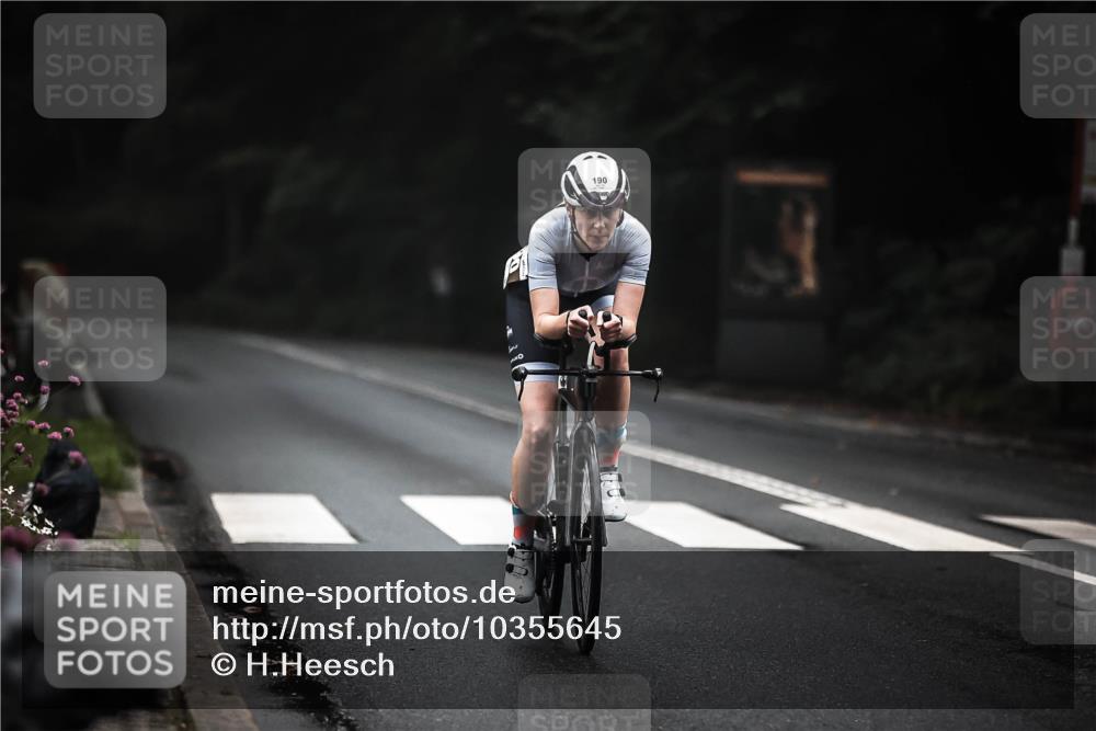 13.09.2026 - Stadtparktriathlon H.Heesch http://msf.ph/oto/10355645 13.09.2026 09:38:50 Radfahren 190 meine-sportfotos.de
