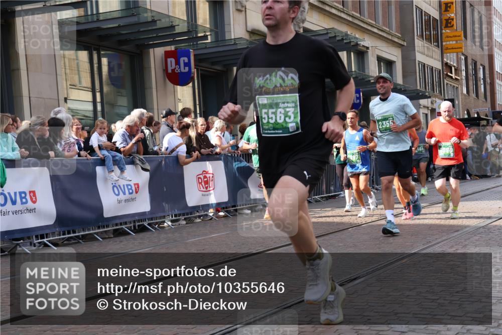 13.09.2026 - 21. swb-Marathon Bremen Strokosch-Dieckow http://msf.ph/oto/10355646 13.09.2026 13:33:48 Ziel 1364, 1656, 2355, 2464, 2727, 3162, 3389, 3522, 3632, 3790, 3984, 4613, 5265, 5341, 5489, 5563, 5587, 5768, 6090, 6151, 6350, 6405, 6509, 6623, 7047, 7113, 7303, 7354, 7431, 7696, 7897, 7988, 8025, 8512, 8641, 8870, 8910, 9094, 9100, 9402, 9905, 10058, 13118, 930, 2405, 2872, 2960, 3201, 3562, 3761, 4219, 4490, 4554, 4658, 4874, 5063, 5156, 5513, 5726, 6256, 6508, 6538, 6808, 6844, 6882, 7126, 7354, 7523, 7633 meine-sportfotos.de