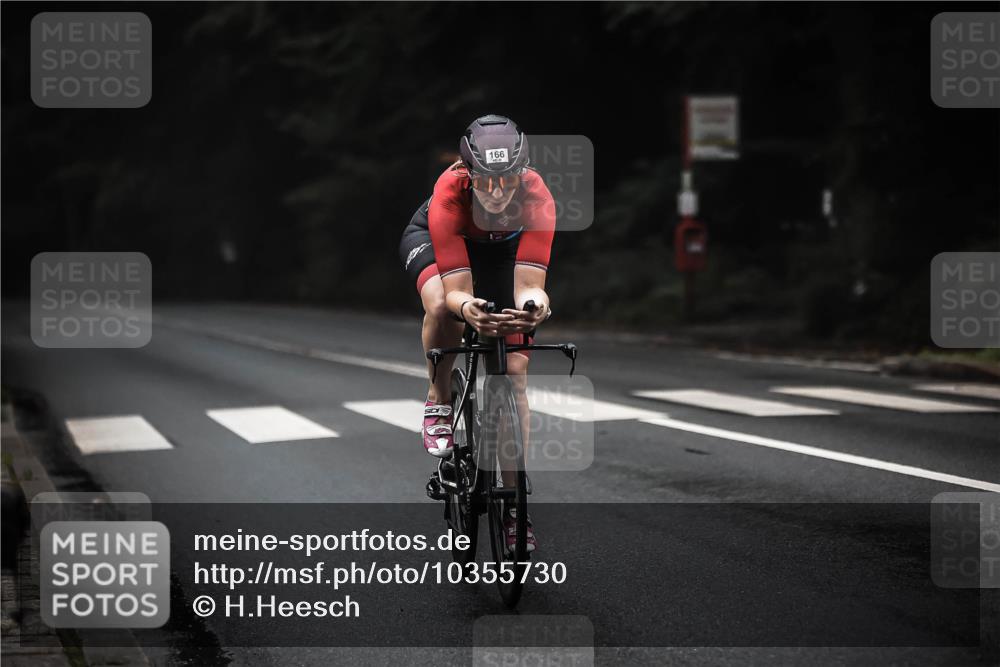 13.09.2026 - Stadtparktriathlon H.Heesch http://msf.ph/oto/10355730 13.09.2026 09:39:19 Radfahren 166, 204 meine-sportfotos.de