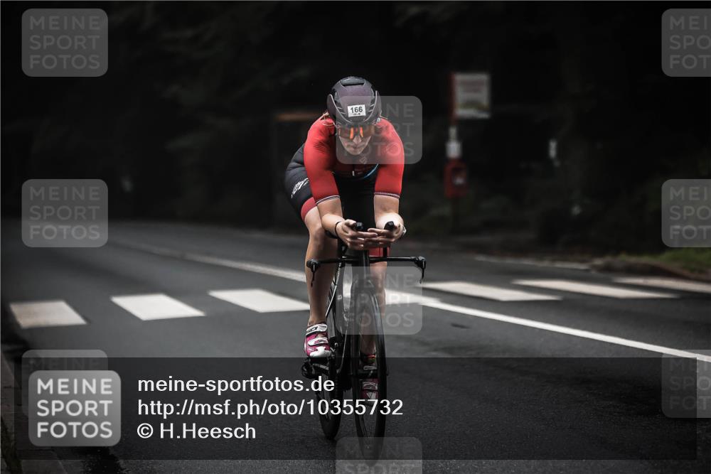 13.09.2026 - Stadtparktriathlon H.Heesch http://msf.ph/oto/10355732 13.09.2026 09:39:19 Radfahren 166, 204 meine-sportfotos.de