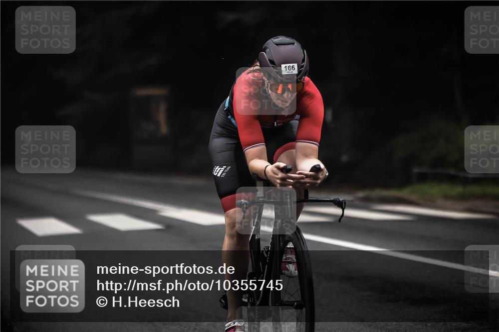 13.09.2026 - Stadtparktriathlon H.Heesch http://msf.ph/oto/10355745 13.09.2026 09:39:19 Radfahren 166, 204 meine-sportfotos.de