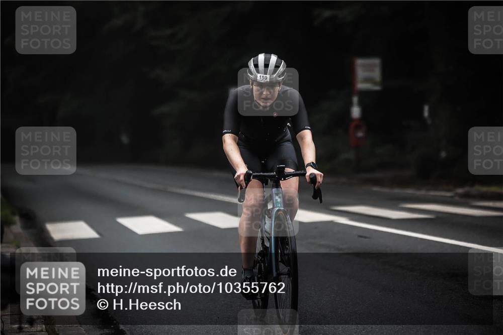 13.09.2026 - Stadtparktriathlon H.Heesch http://msf.ph/oto/10355762 13.09.2026 09:39:31 Radfahren 159 meine-sportfotos.de