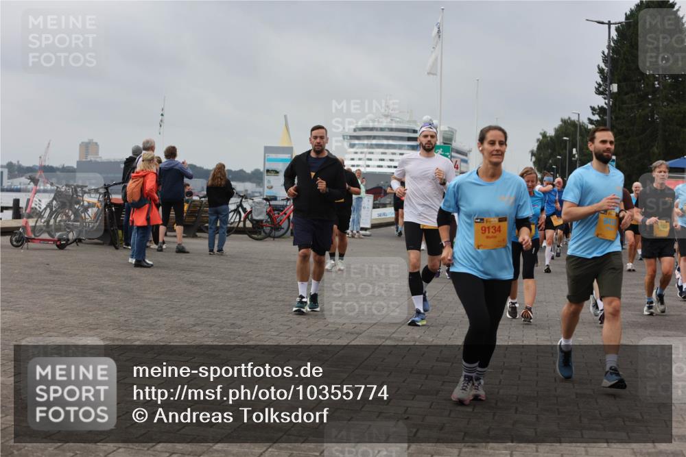 13.09.2026 - Kiel Lauf Andreas Tolksdorf http://msf.ph/oto/10355774 13.09.2026 09:58:38 Kiellinie 38, 9134, 3123 meine-sportfotos.de