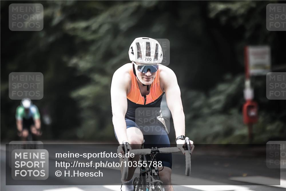 13.09.2026 - Stadtparktriathlon H.Heesch http://msf.ph/oto/10355788 13.09.2026 11:12:09 Radfahren 506, 519, 598, 600, 700 meine-sportfotos.de
