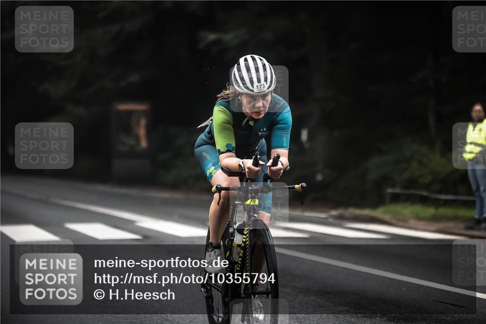 13.09.2026 - Stadtparktriathlon H.Heesch http://msf.ph/oto/10355794 13.09.2026 09:39:46 Radfahren 173 meine-sportfotos.de