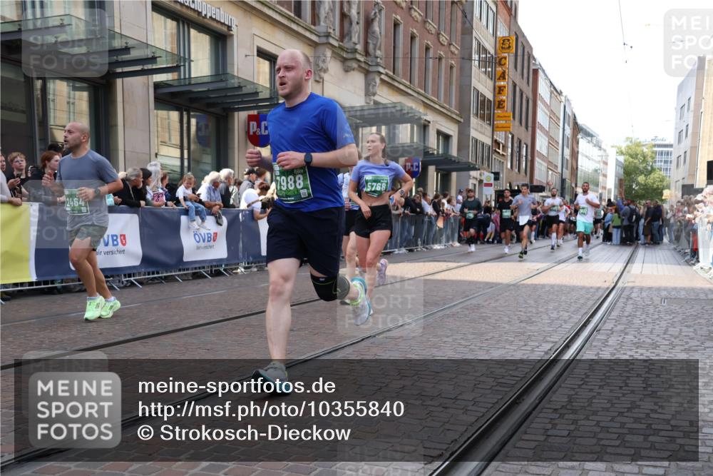 13.09.2026 - 21. swb-Marathon Bremen Strokosch-Dieckow http://msf.ph/oto/10355840 13.09.2026 13:33:52 Ziel 911, 1364, 1656, 2355, 2464, 3068, 3162, 3214, 3389, 3522, 3632, 3636, 3790, 3984, 4112, 4613, 5147, 5265, 5341, 5489, 5563, 5768, 6090, 6151, 6350, 6405, 6509, 6623, 7047, 7113, 7303, 7431, 7696, 7897, 7988, 8025, 8641, 8870, 8910, 9094, 9100, 9402, 9905, 10058, 13118, 930, 1656, 2405, 2727, 2872, 2960, 3201, 3389, 3522, 3562, 3761, 4490, 4554, 4658, 4874, 5063, 5156, 5513, 5587, 6151, 6508, 6538, 6808, 6844, 7126, 7354, 7523, 7633 meine-sportfotos.de