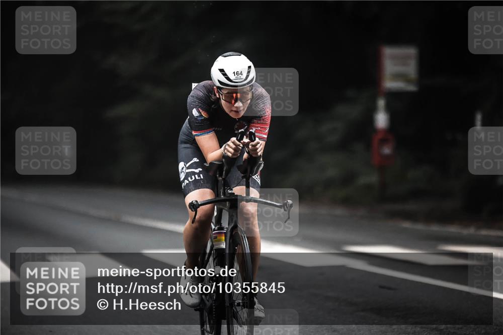 13.09.2026 - Stadtparktriathlon H.Heesch http://msf.ph/oto/10355845 13.09.2026 09:40:02 Radfahren 164 meine-sportfotos.de