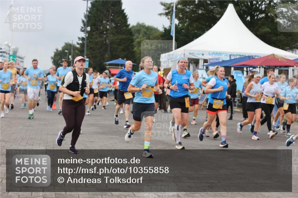13.09.2026 - Kiel Lauf Andreas Tolksdorf http://msf.ph/oto/10355858 13.09.2026 09:58:42 Kiellinie  meine-sportfotos.de
