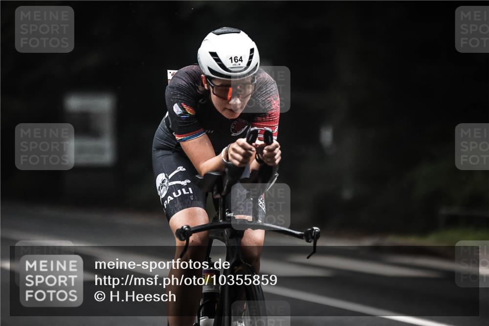13.09.2026 - Stadtparktriathlon H.Heesch http://msf.ph/oto/10355859 13.09.2026 09:40:03 Radfahren 164 meine-sportfotos.de