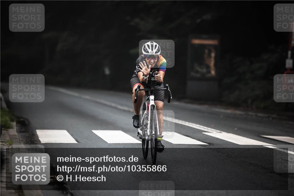 13.09.2026 - Stadtparktriathlon H.Heesch http://msf.ph/oto/10355866 13.09.2026 09:40:17 Radfahren 151 meine-sportfotos.de
