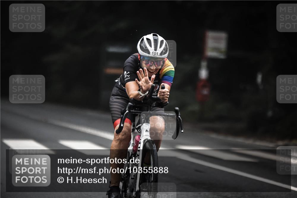 13.09.2026 - Stadtparktriathlon H.Heesch http://msf.ph/oto/10355888 13.09.2026 09:40:18 Radfahren 151 meine-sportfotos.de