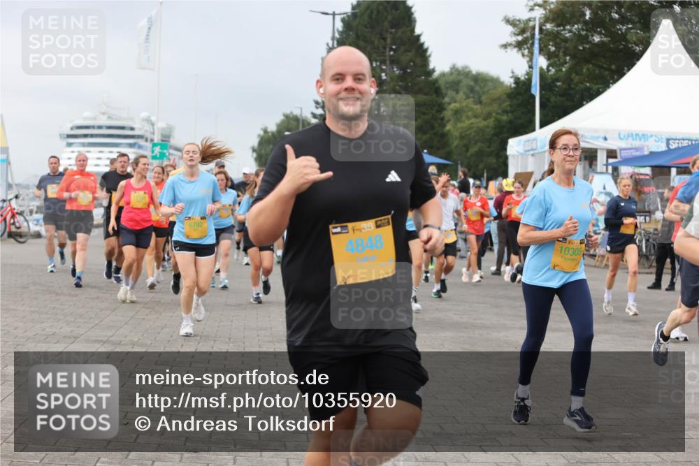 13.09.2026 - Kiel Lauf Andreas Tolksdorf http://msf.ph/oto/10355920 13.09.2026 09:58:45 Kiellinie 6792, 39, 4848, 38, 10305 meine-sportfotos.de