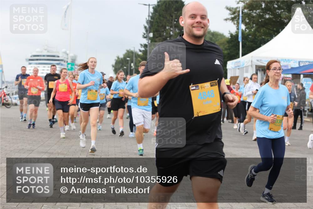 13.09.2026 - Kiel Lauf Andreas Tolksdorf http://msf.ph/oto/10355926 13.09.2026 09:58:45 Kiellinie 6792, 38, 4848, 35, 030 meine-sportfotos.de