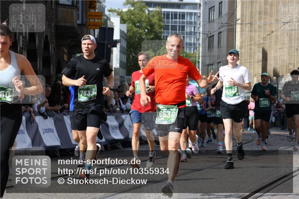 13.09.2026 - 21. swb-Marathon Bremen Strokosch-Dieckow http://msf.ph/oto/10355934 13.09.2026 13:33:36 Ziel 831, 1124, 2283, 2393, 2440, 2818, 2959, 2980, 3710, 4052, 4243, 4260, 4408, 4492, 4536, 4565, 5040, 5191, 5324, 5395, 5560, 5660, 5790, 5861, 5862, 5914, 6421, 6597, 6614, 6777, 6915, 6997, 7145, 7421, 7467, 7788, 7789, 7830, 8061, 8599, 8602, 9206, 9269, 9616, 9856, 13028, 13084, 13101, 930, 2405, 2872, 3201, 3761, 4490, 4554, 4658, 4874, 5063, 5156, 5513, 6508, 6538, 6808, 7126, 7633, 7652, 7832, 9068, 9128, 9342, 9344, 9390 meine-sportfotos.de