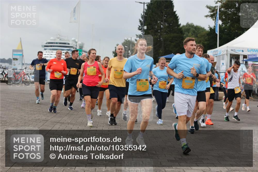 13.09.2026 - Kiel Lauf Andreas Tolksdorf http://msf.ph/oto/10355942 13.09.2026 09:58:46 Kiellinie 11561, 9525, 11560, 38, 6792, 12355, 38, 9959 meine-sportfotos.de