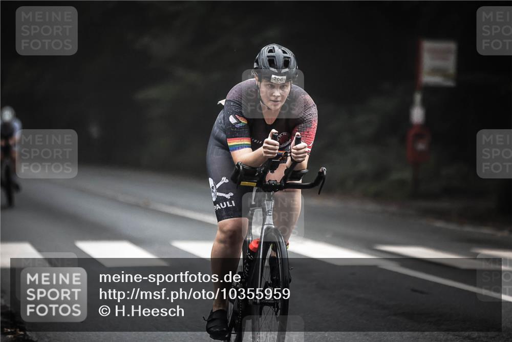 13.09.2026 - Stadtparktriathlon H.Heesch http://msf.ph/oto/10355959 13.09.2026 09:42:14 Radfahren 191, 206 meine-sportfotos.de