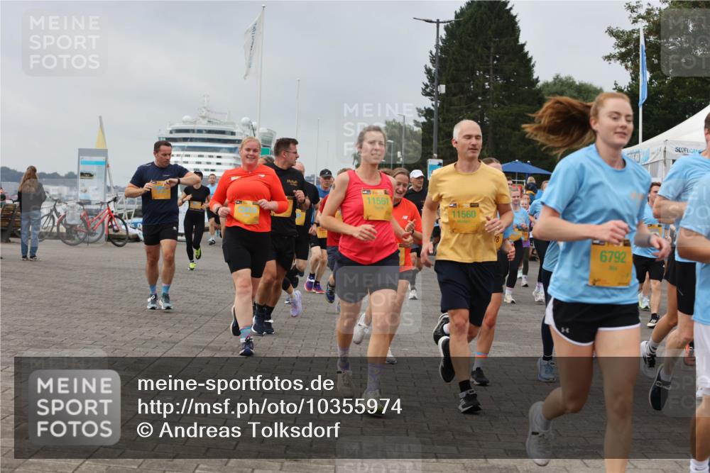 13.09.2026 - Kiel Lauf Andreas Tolksdorf http://msf.ph/oto/10355974 13.09.2026 09:58:47 Kiellinie 39, 11561, 38, 11560, 78, 6792 meine-sportfotos.de