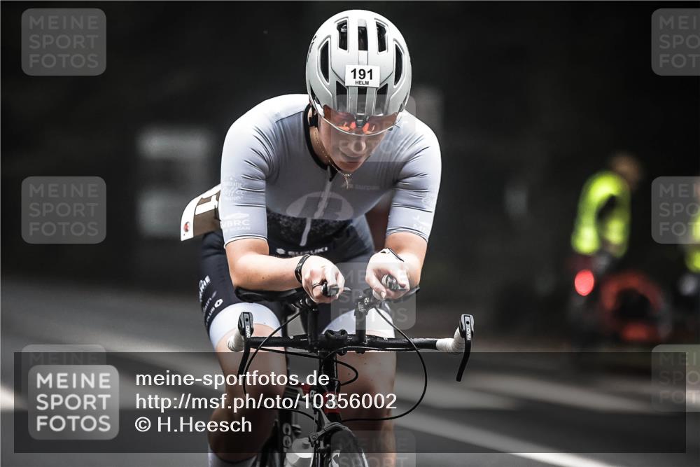 13.09.2026 - Stadtparktriathlon H.Heesch http://msf.ph/oto/10356002 13.09.2026 09:42:18 Radfahren 187, 191, 206 meine-sportfotos.de