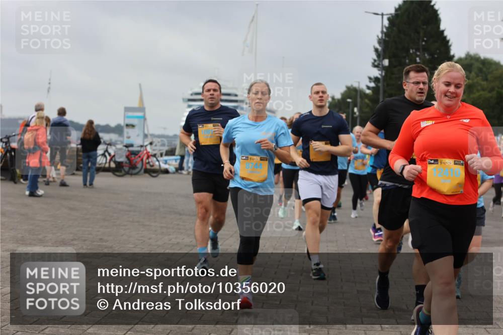 13.09.2026 - Kiel Lauf Andreas Tolksdorf http://msf.ph/oto/10356020 13.09.2026 09:58:49 Kiellinie 1, 38, 8744, 12410 meine-sportfotos.de
