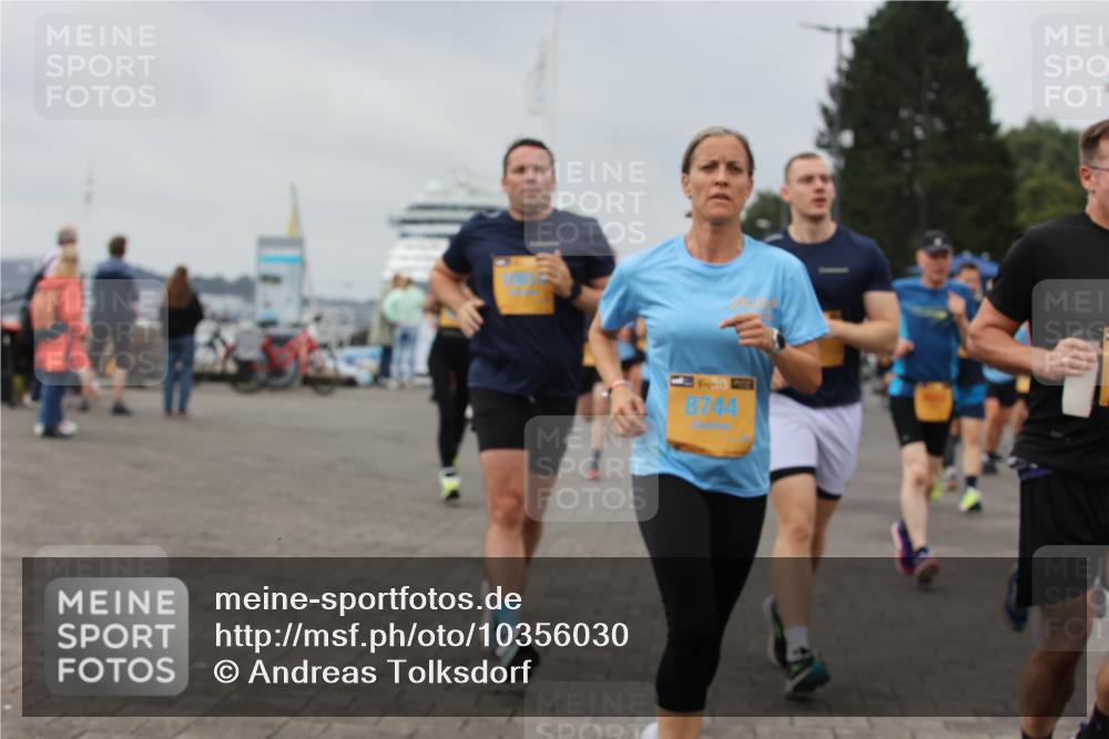 13.09.2026 - Kiel Lauf Andreas Tolksdorf http://msf.ph/oto/10356030 13.09.2026 09:58:50 Kiellinie 8744 meine-sportfotos.de