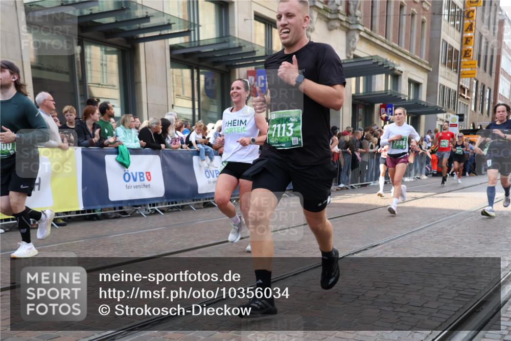 13.09.2026 - 21. swb-Marathon Bremen Strokosch-Dieckow http://msf.ph/oto/10356034 13.09.2026 13:33:58 Ziel 682, 911, 1307, 1364, 2215, 2355, 2464, 3029, 3068, 3162, 3214, 3632, 3636, 3890, 3984, 4112, 4616, 5147, 5265, 5489, 5566, 5768, 5852, 6090, 6255, 6350, 6405, 7113, 7696, 7746, 7897, 7988, 8870, 9094, 9100, 9402, 9453, 9802, 9905, 10058, 13112, 13118, 930, 1656, 2405, 2727, 2872, 3201, 3389, 3522, 3761, 3790, 4490, 4554, 4613, 4658, 4874, 5063, 5156, 5341, 5513, 5563, 5587, 6151, 6508, 6509, 6538, 6623, 6808, 7047, 7126, 7303, 7354, 7431, 7633, 8025 meine-sportfotos.de