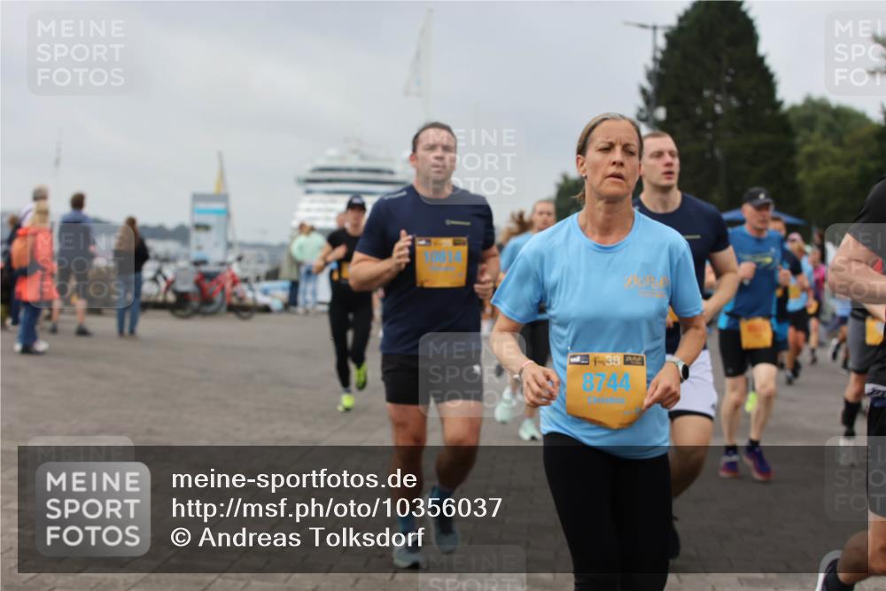 13.09.2026 - Kiel Lauf Andreas Tolksdorf http://msf.ph/oto/10356037 13.09.2026 09:58:50 Kiellinie 48, 8744 meine-sportfotos.de