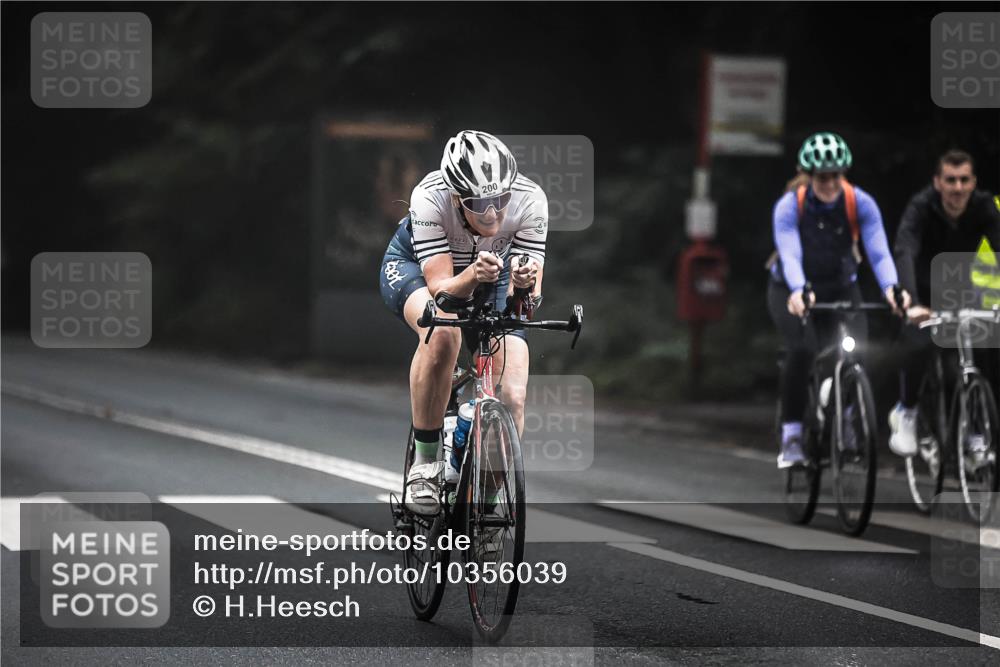13.09.2026 - Stadtparktriathlon H.Heesch http://msf.ph/oto/10356039 13.09.2026 09:42:35 Radfahren 200 meine-sportfotos.de