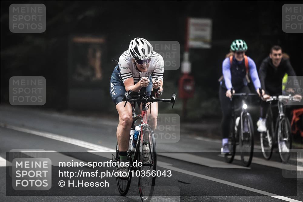 13.09.2026 - Stadtparktriathlon H.Heesch http://msf.ph/oto/10356043 13.09.2026 09:42:35 Radfahren 200 meine-sportfotos.de