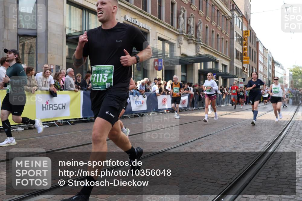 13.09.2026 - 21. swb-Marathon Bremen Strokosch-Dieckow http://msf.ph/oto/10356048 13.09.2026 13:33:59 Ziel 682, 911, 1307, 1364, 2215, 2355, 2464, 3029, 3068, 3162, 3214, 3632, 3636, 3890, 3984, 4112, 4616, 5147, 5265, 5489, 5566, 5768, 5852, 6090, 6255, 6350, 6405, 7113, 7696, 7746, 7897, 7962, 7988, 8870, 9094, 9100, 9402, 9453, 9802, 9905, 10058, 13112, 13118, 1656, 2405, 2727, 2872, 3201, 3389, 3522, 3761, 3790, 4490, 4554, 4613, 4658, 4874, 5063, 5156, 5341, 5513, 5563, 5587, 6151, 6508, 6509, 6623, 6808, 7047, 7126, 7303, 7354, 7431, 7633, 8025 meine-sportfotos.de