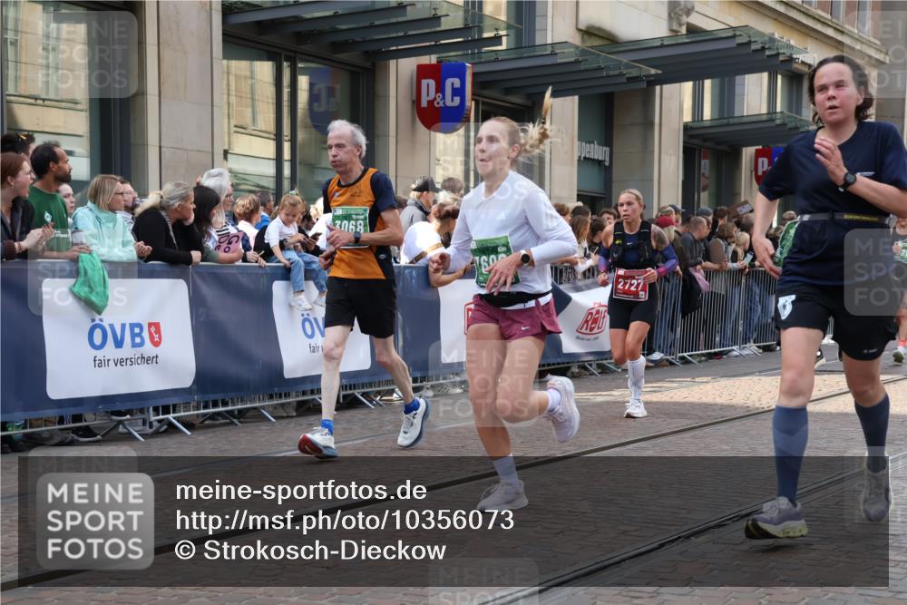 13.09.2026 - 21. swb-Marathon Bremen Strokosch-Dieckow http://msf.ph/oto/10356073 13.09.2026 13:34:00 Ziel 682, 784, 911, 1307, 1364, 2215, 2355, 2464, 3029, 3068, 3162, 3214, 3632, 3636, 3890, 3984, 4112, 4616, 5147, 5265, 5489, 5566, 5768, 5852, 6090, 6255, 6350, 6405, 7113, 7696, 7746, 7897, 7962, 7988, 8870, 9094, 9100, 9402, 9453, 9802, 9905, 10058, 13112, 13118, 1656, 2405, 2727, 2872, 3201, 3389, 3522, 3761, 3790, 4490, 4554, 4613, 4658, 4874, 5063, 5156, 5341, 5513, 5563, 5587, 6151, 6508, 6509, 6623, 6808, 7047, 7126, 7303, 7354, 7431, 8025 meine-sportfotos.de