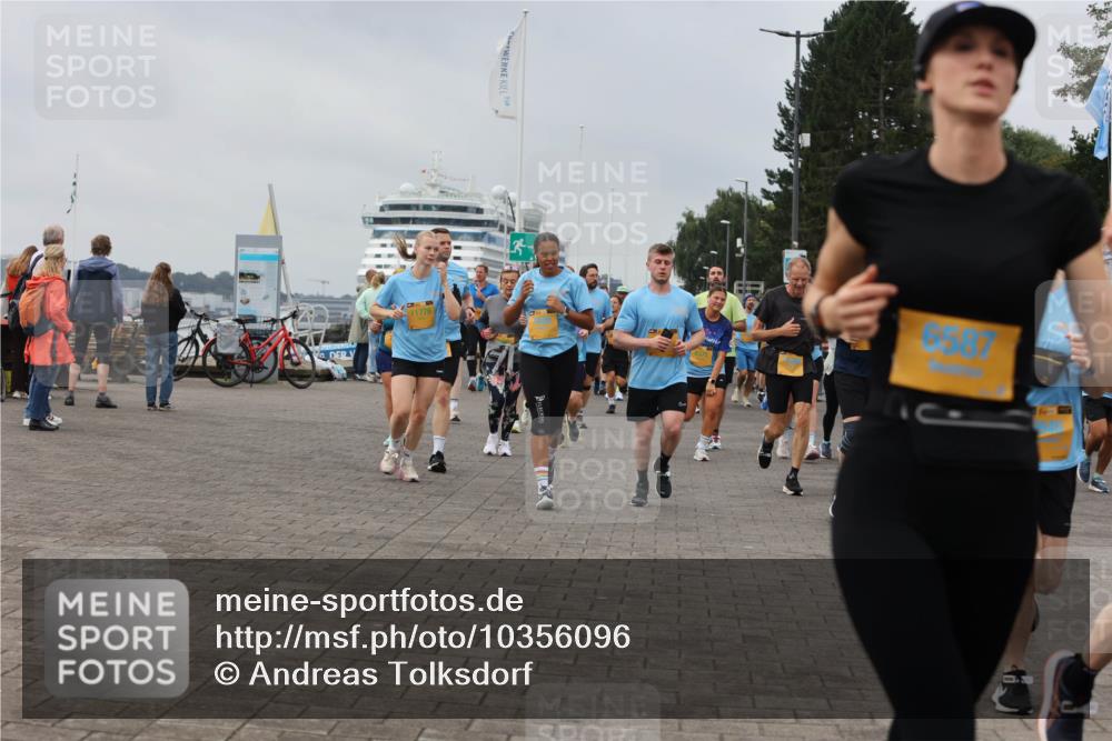 13.09.2026 - Kiel Lauf Andreas Tolksdorf http://msf.ph/oto/10356096 13.09.2026 09:58:53 Kiellinie 11776 meine-sportfotos.de